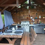 Bed & Breakfast Dom Z Sauna I Jacuzzi- Na Wylacznosc Lub 5*