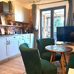 Gościnne Magnolia Nocleg ze śniadaniem Serock
