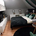 Dom Z Sauna I Jacuzzi- Na Wylacznosc Lub Bed & Breakfast 5*