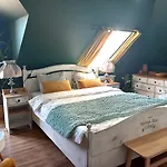 Bed & Breakfast Dom Z Sauna I Jacuzzi- Na Wylacznosc Lub