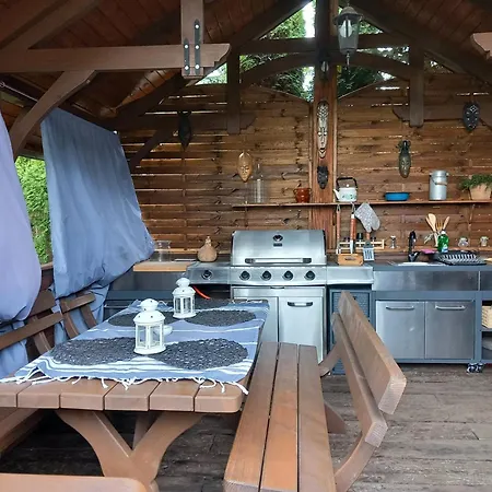 Bed & Breakfast Dom Z Sauna I Jacuzzi- Na Wylacznosc Lub Pokoje 5*