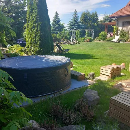 Dom Z Sauna I Jacuzzi- Na Wylacznosc Lub Pokoje Bed & Breakfast 5*