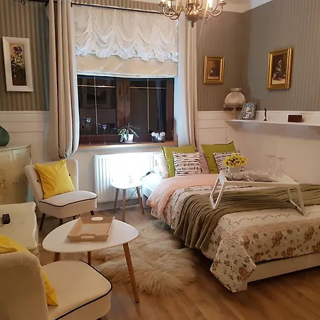 Dom Z Sauna I Jacuzzi- Na Wylacznosc Lub B&B 세로크