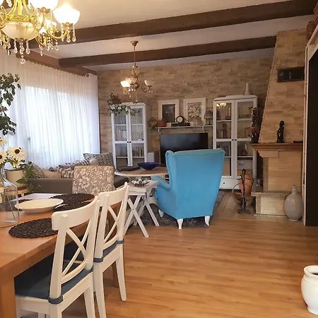 Dom Z Sauna I Jacuzzi- Na Wylacznosc Lub B&B 5*