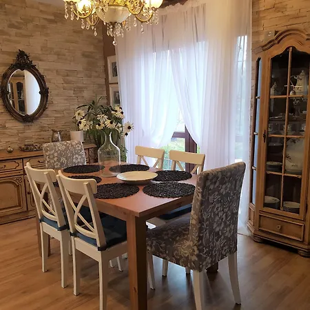 Bed & Breakfast Dom Z Sauna I Jacuzzi- Na Wylacznosc Lub 5*