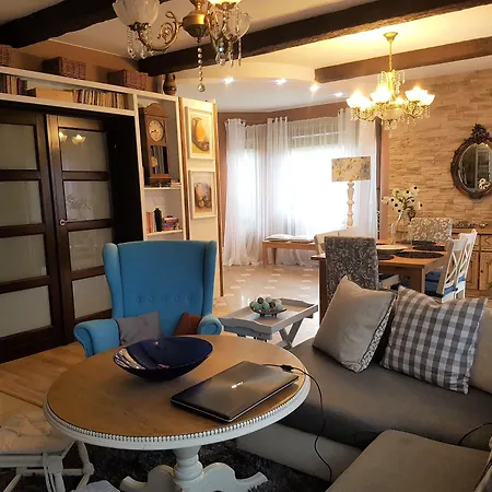 Dom Z Sauna I Jacuzzi- Na Wylacznosc Lub 5* 세로크