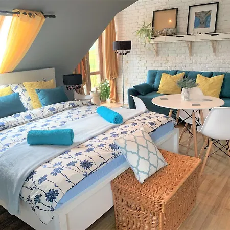 Dom Z Sauna I Jacuzzi- Na Wylacznosc Lub Pokoje Bed & Breakfast