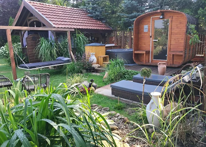 Bed & Breakfast Dom Z Sauna I Jacuzzi- Na Wylacznosc Lub Pokoje